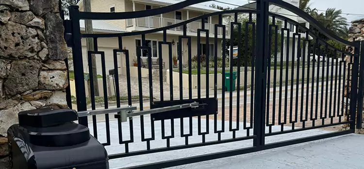 Swing Gate Opener with Keypad Faribault